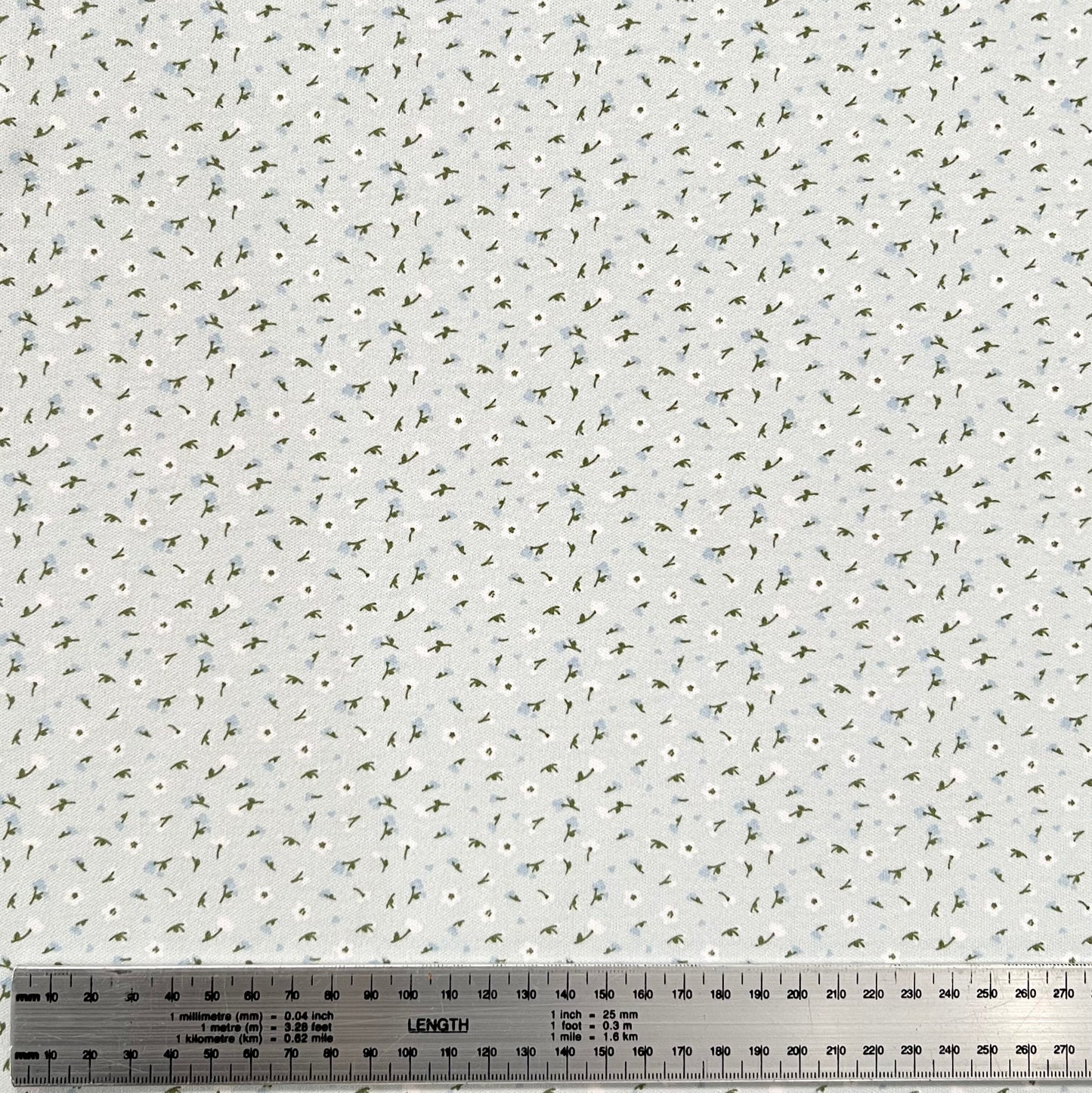 Interlock 30/1 Florcitas Fondo Celeste