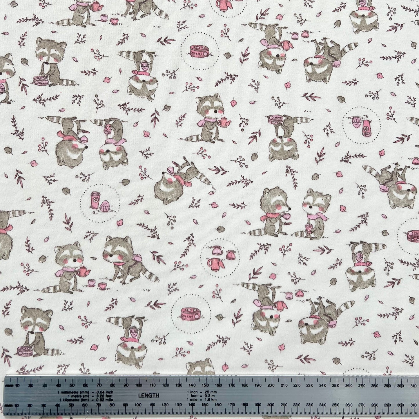 Interlock 30/1 Mapache Rosa Fondo Natural