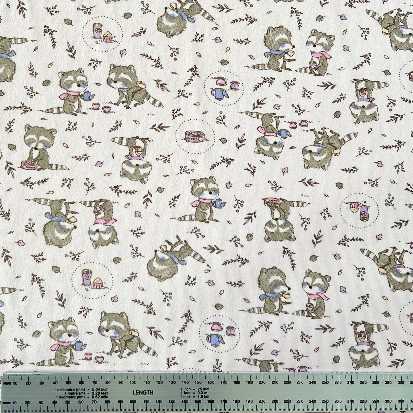 Interlock 30/1 Mapaches Fondo Rosa