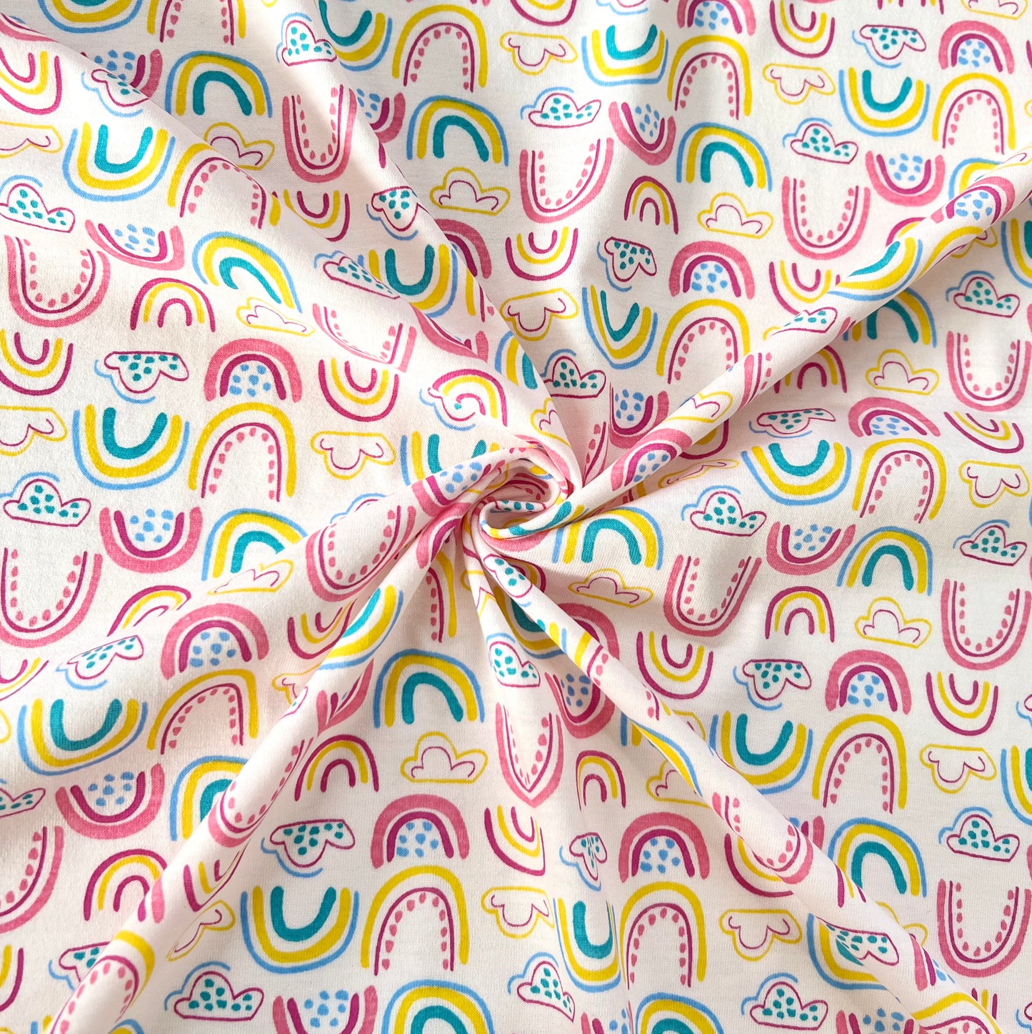 Jersey 30/1 Arcoiris Fondo Rosa
