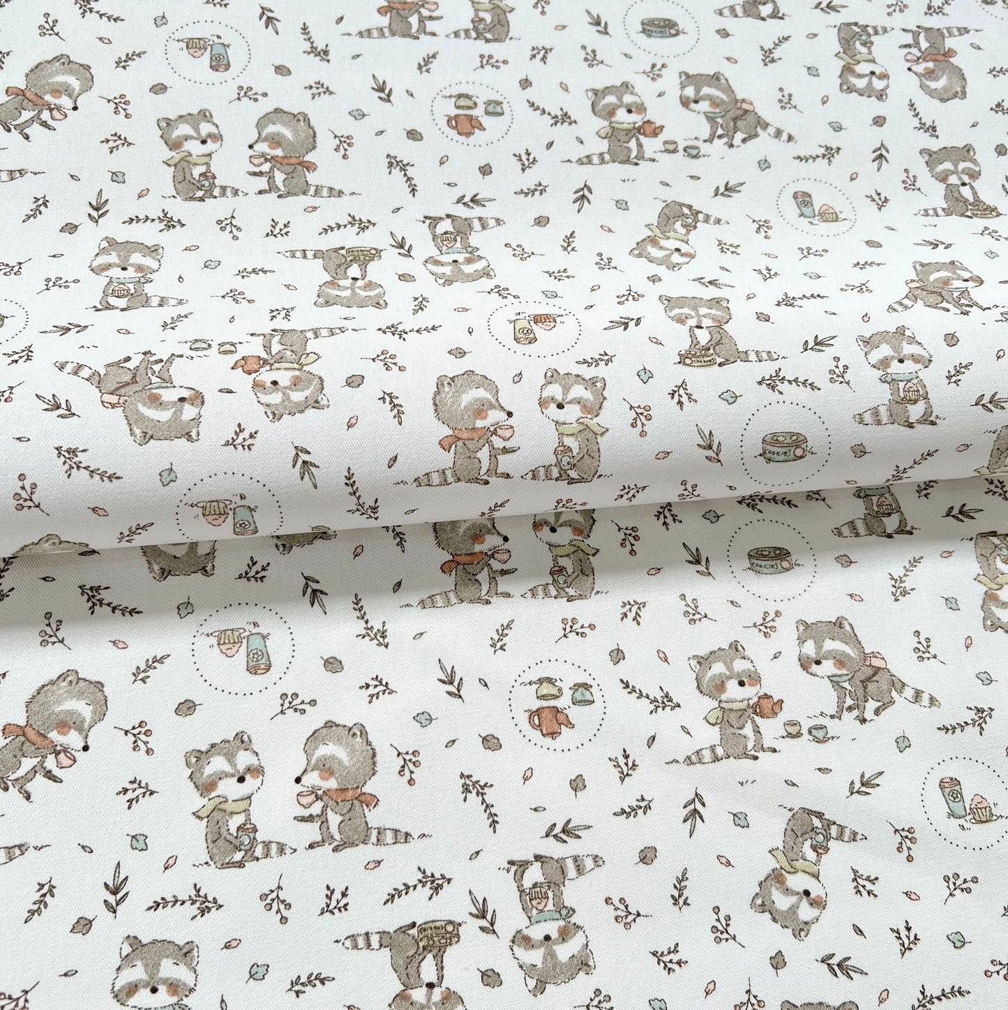 Gabardina Mapaches Beige