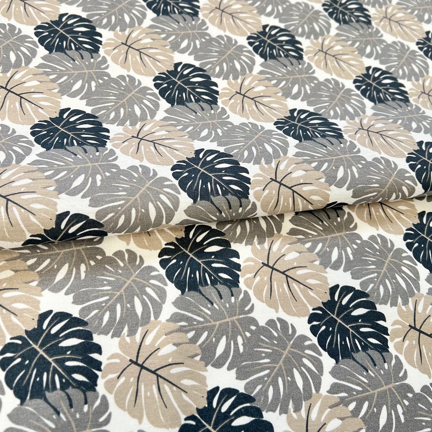 Lona Monstera Beige