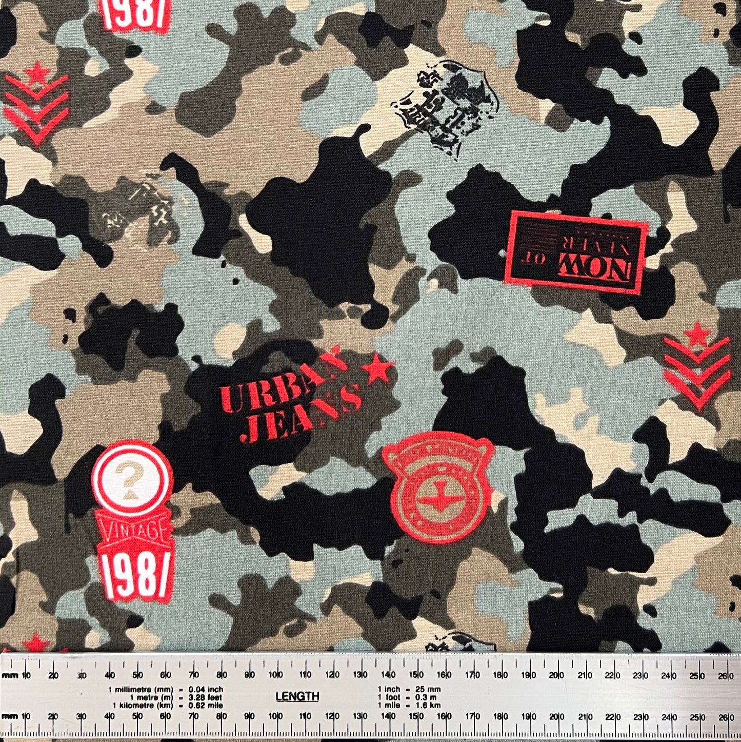 Lona Camuflada Sellos