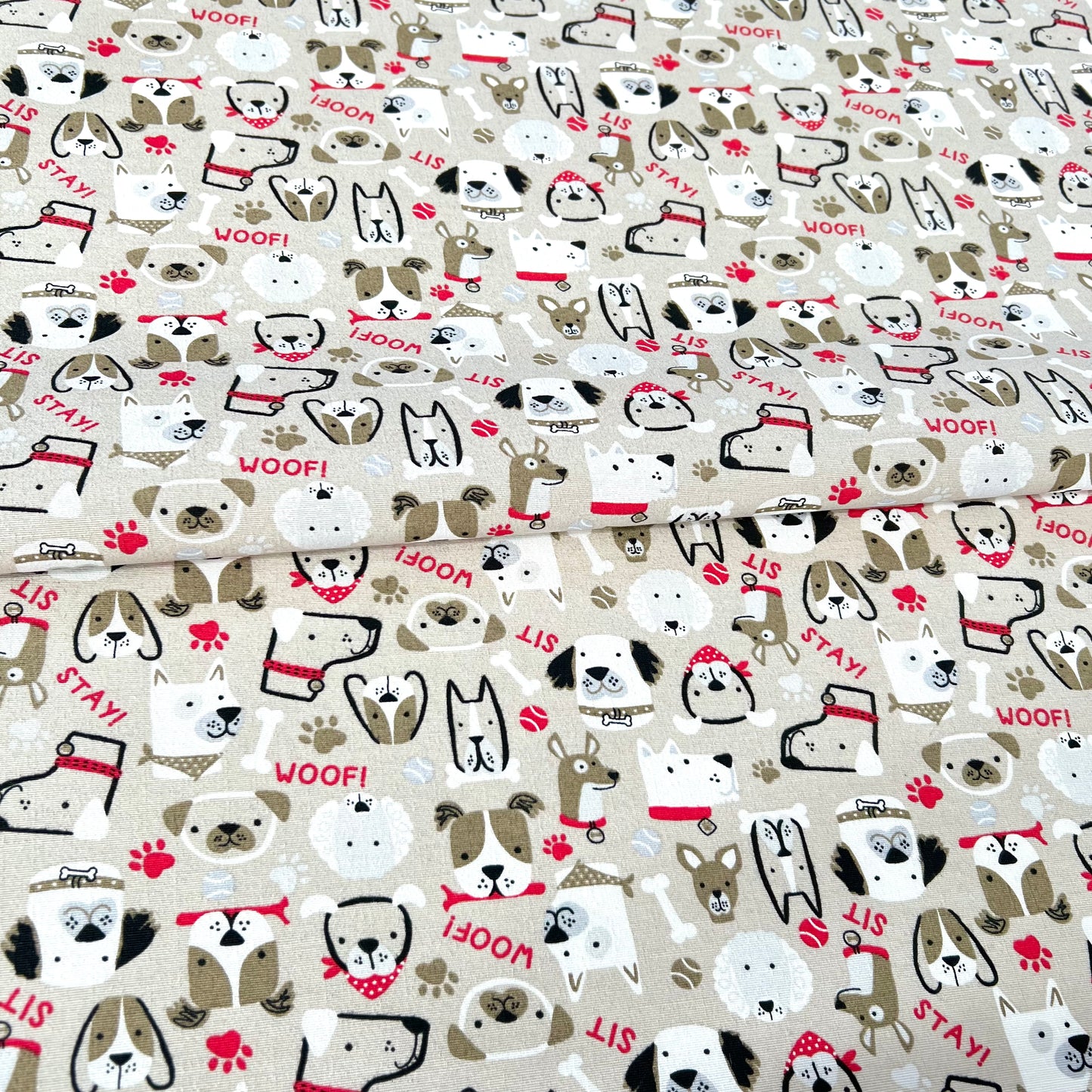 Lona Mascotas Fondo Beige