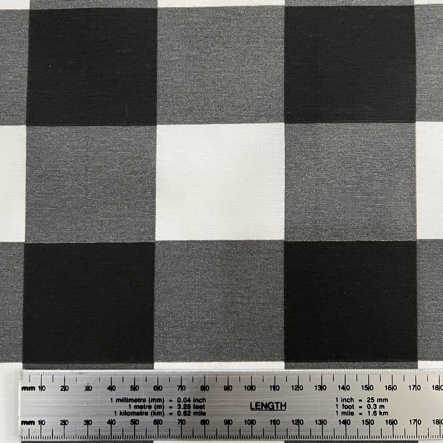 Percalito Cuadro Negro 140h