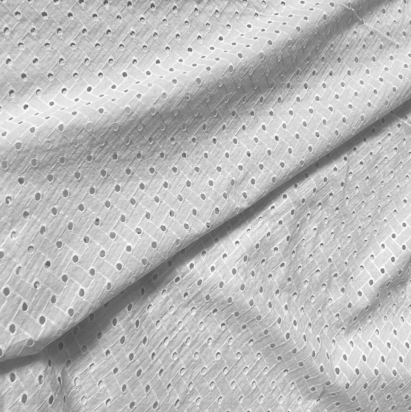 Broderie Geo Off White