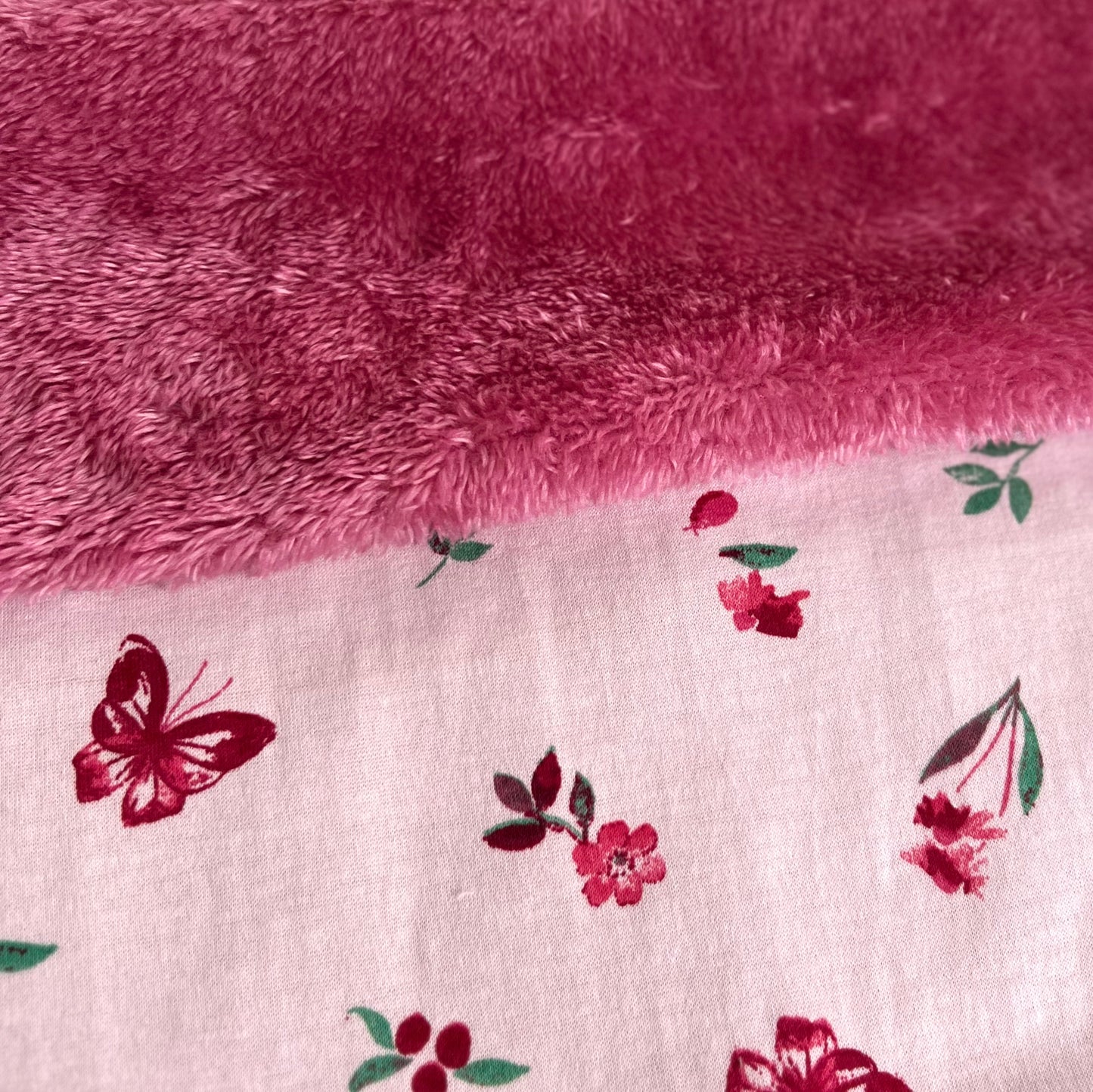 Abercrombie Mariposas Fondo Rosa