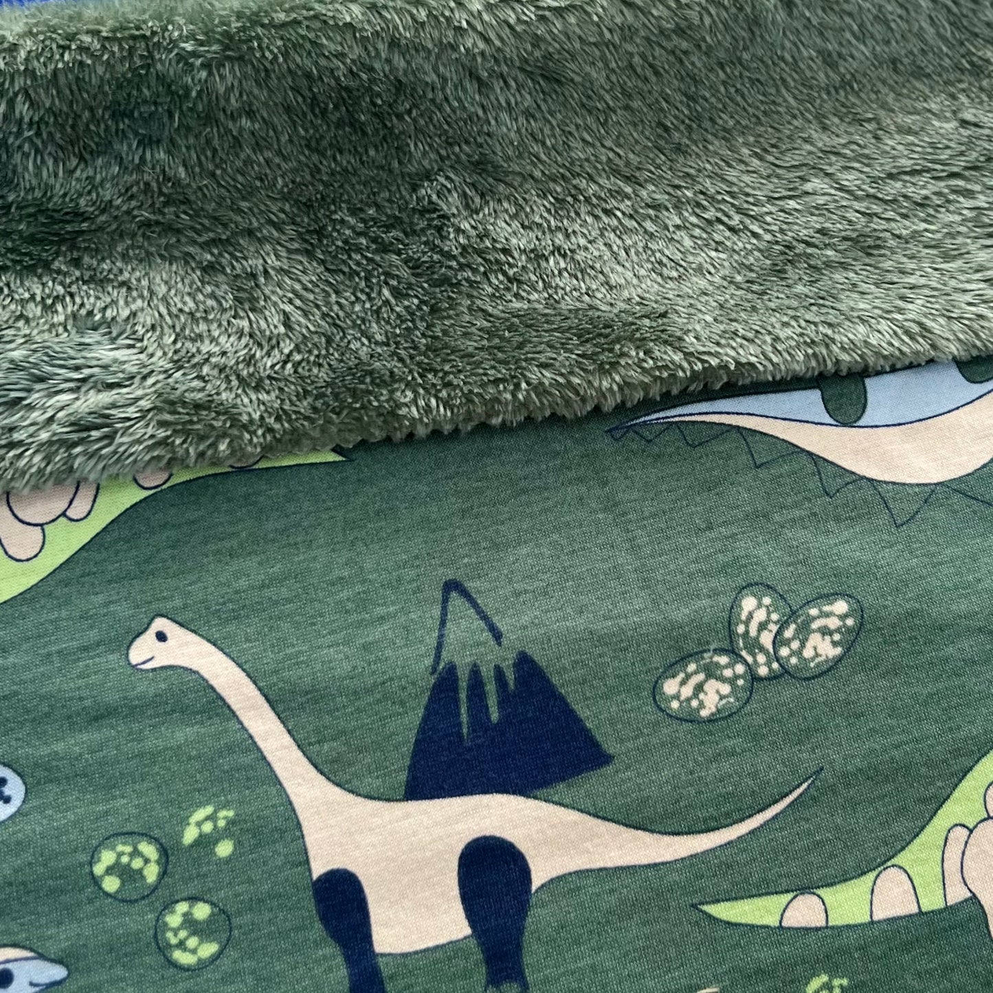 Abercrombie Dinos Fondo Militar