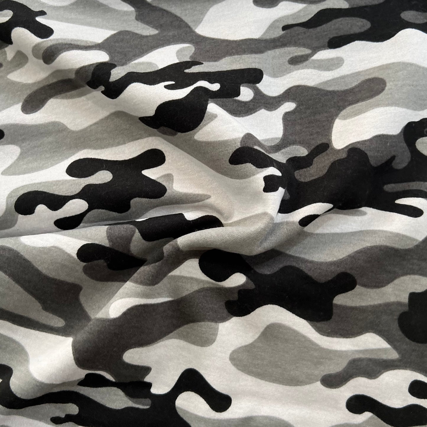 Abercrombie Camuflado Gris