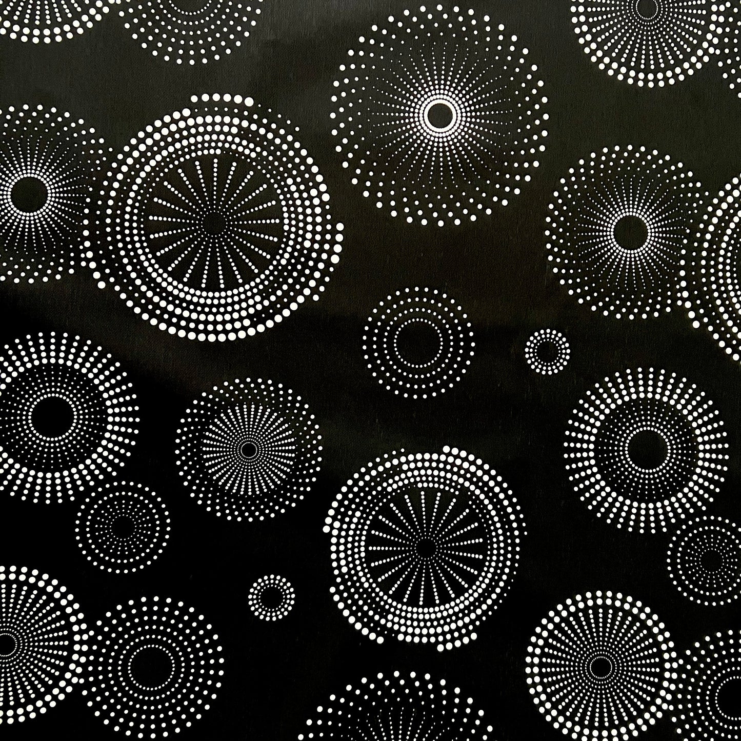 Colchonero Circulos Negro