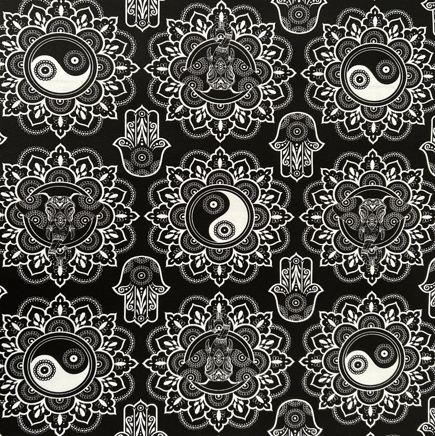 Lona Yin Yang Negro