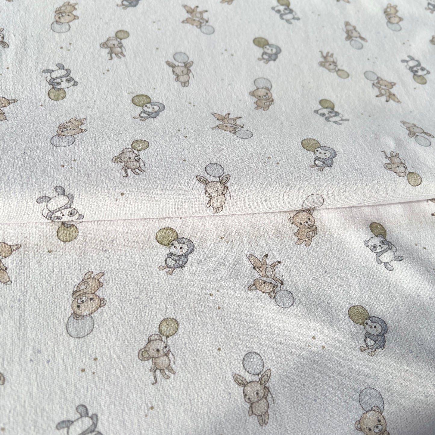 Interlock 30/1 Animales y Globos Beige