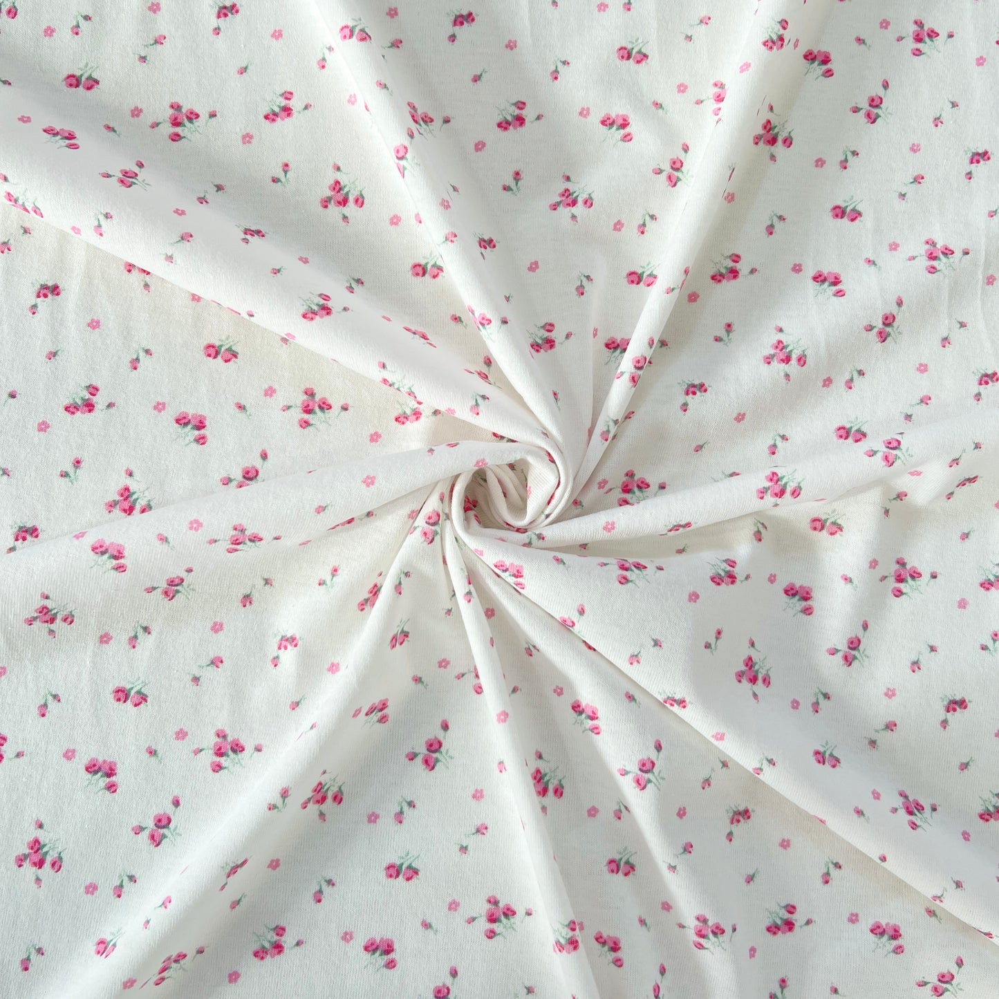 Jersey 30/1 Florcitas Blanco