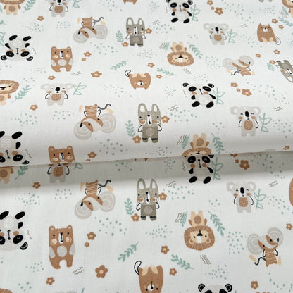 Gabardina Pandas Neutro c/Fondo Blanco