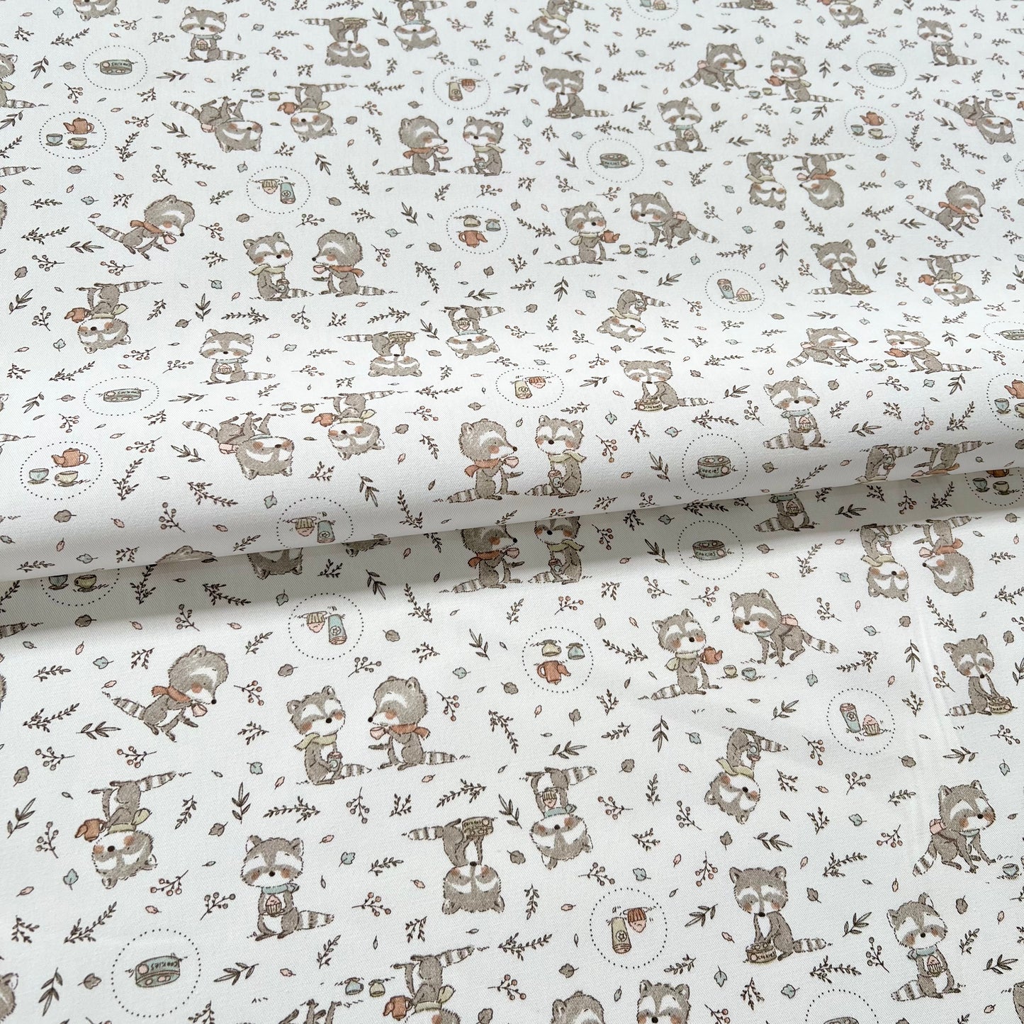 Gabardina Mapaches Beige