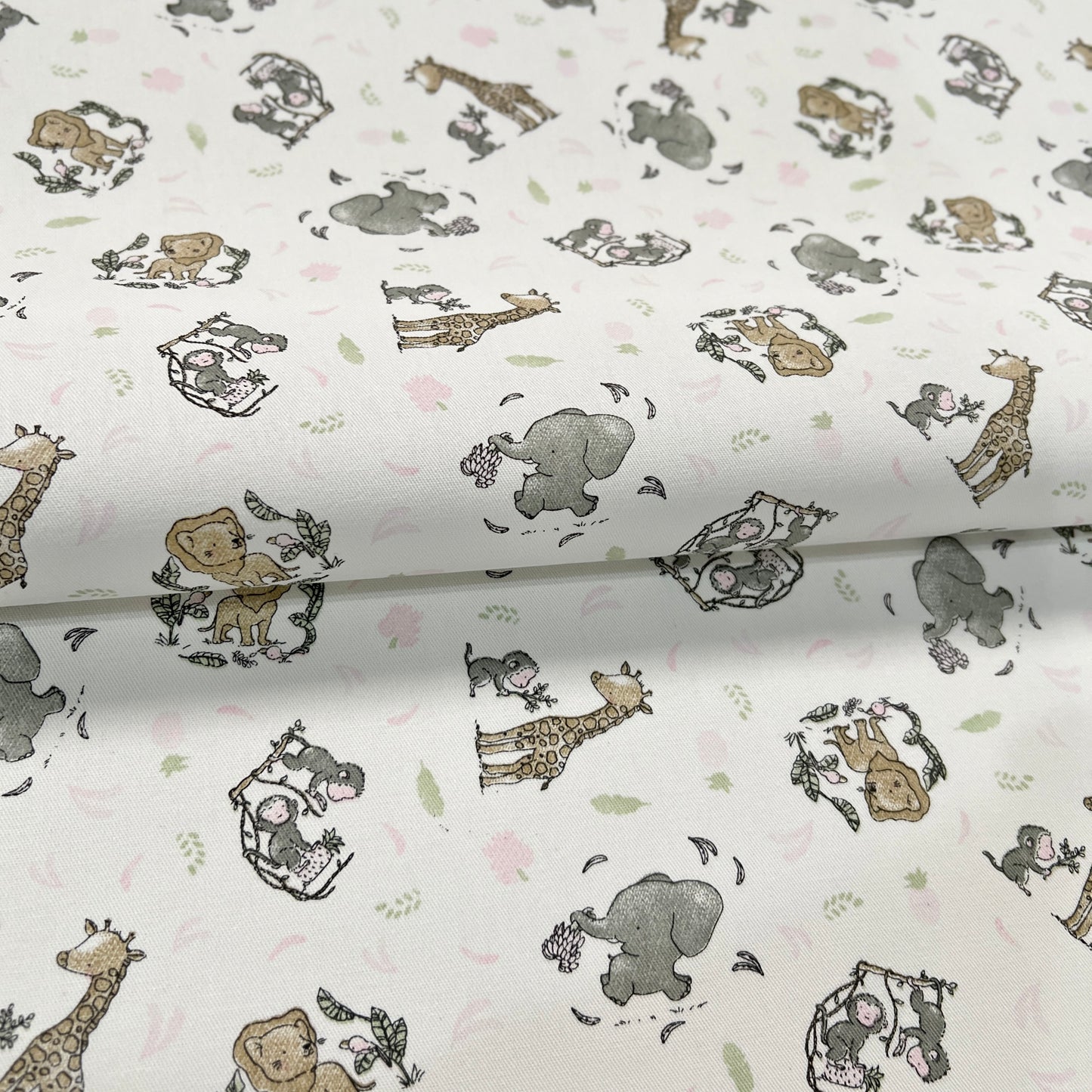 Gabardina Monitos Rosa