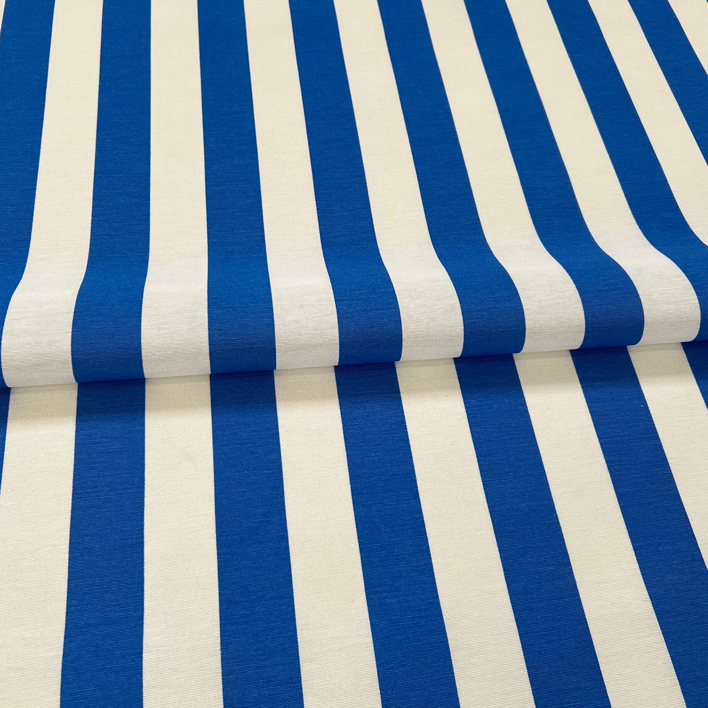 Lona Raya Clásica Azul Francia