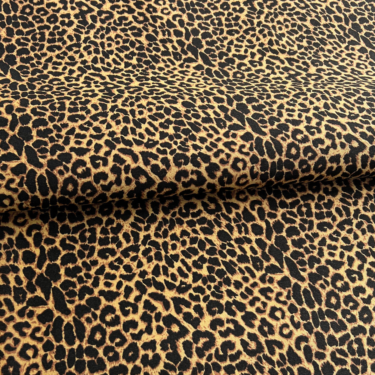 Lona Animal Print Fondo Marrón