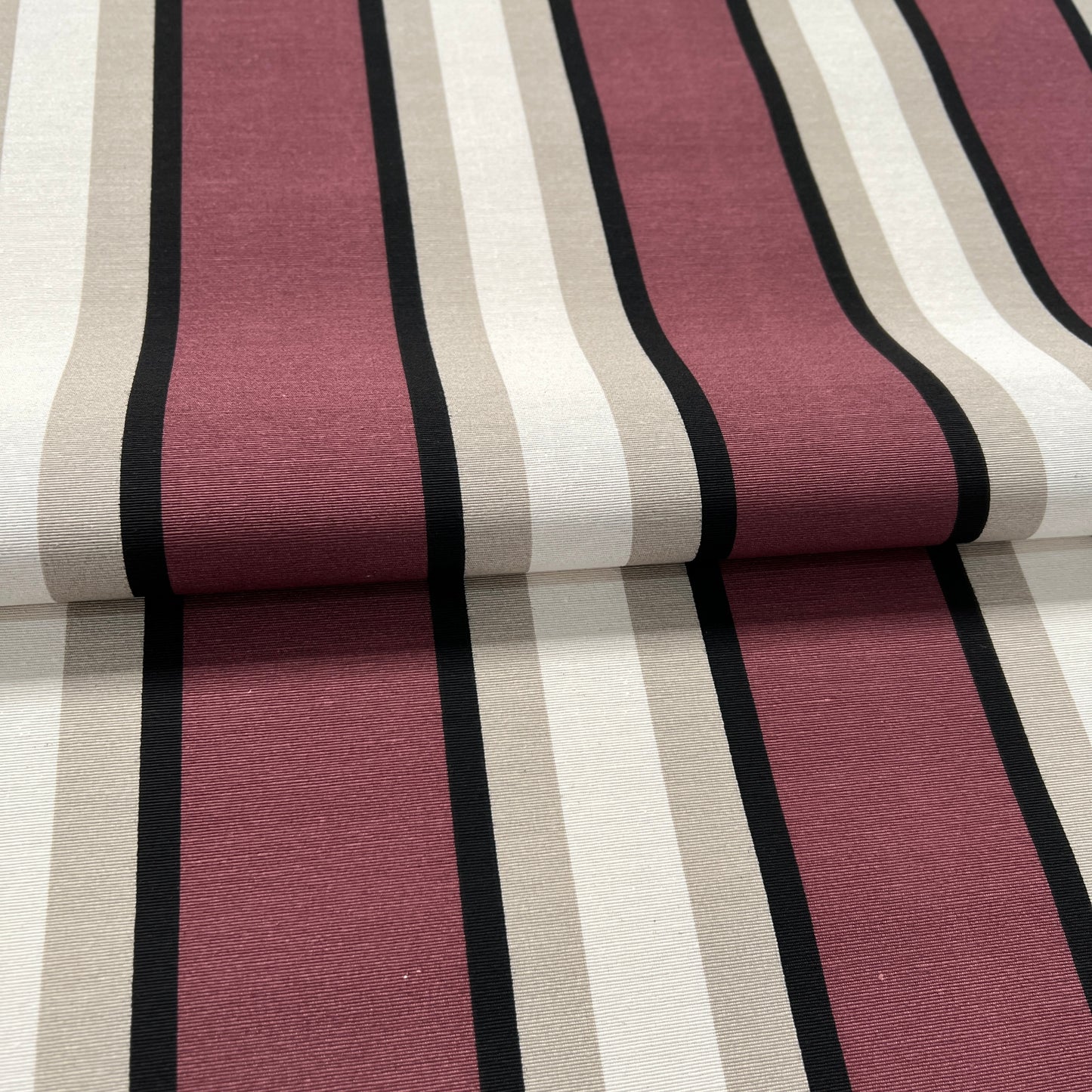 Lona Raya Duna Burgundy